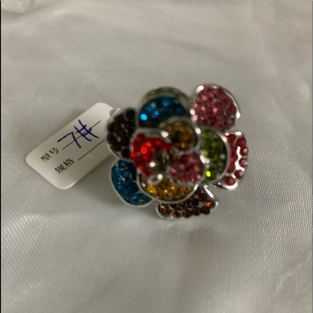 Ring - Picture 2 of 4